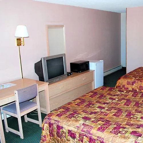 Hotel National 9 3*