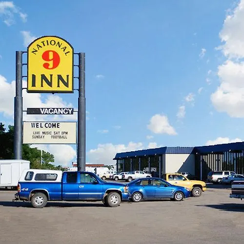 Hotel National 9 3*