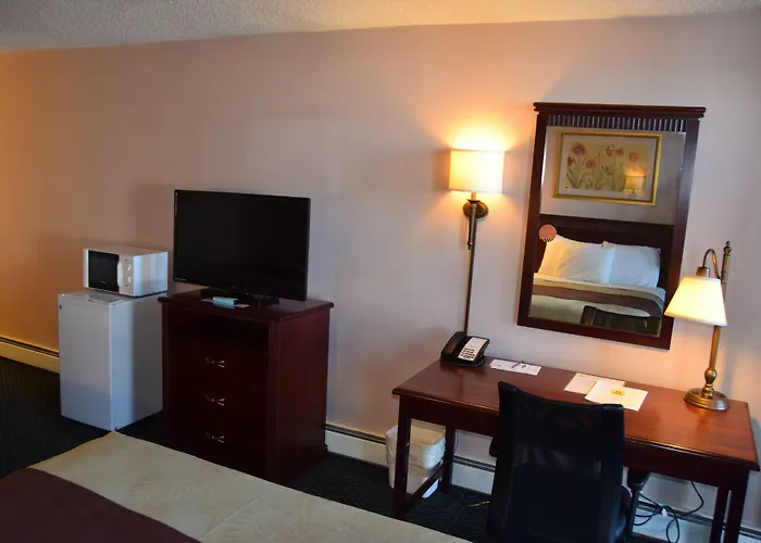 National 9 Hotel
