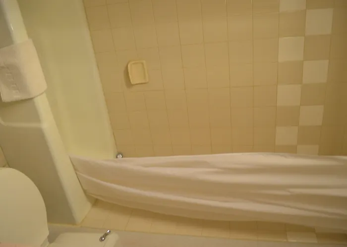 Hotel National 9 Gillette